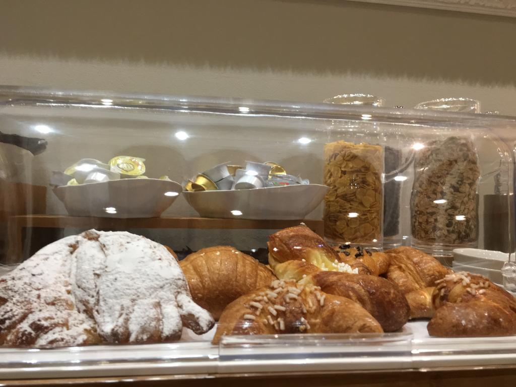 Est Hotel Piombino